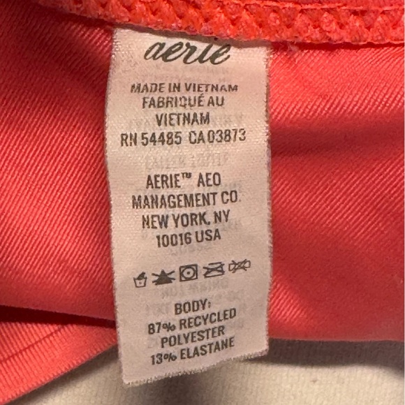 Aerie hot pink bikini top, size L - Picture 5 of 7